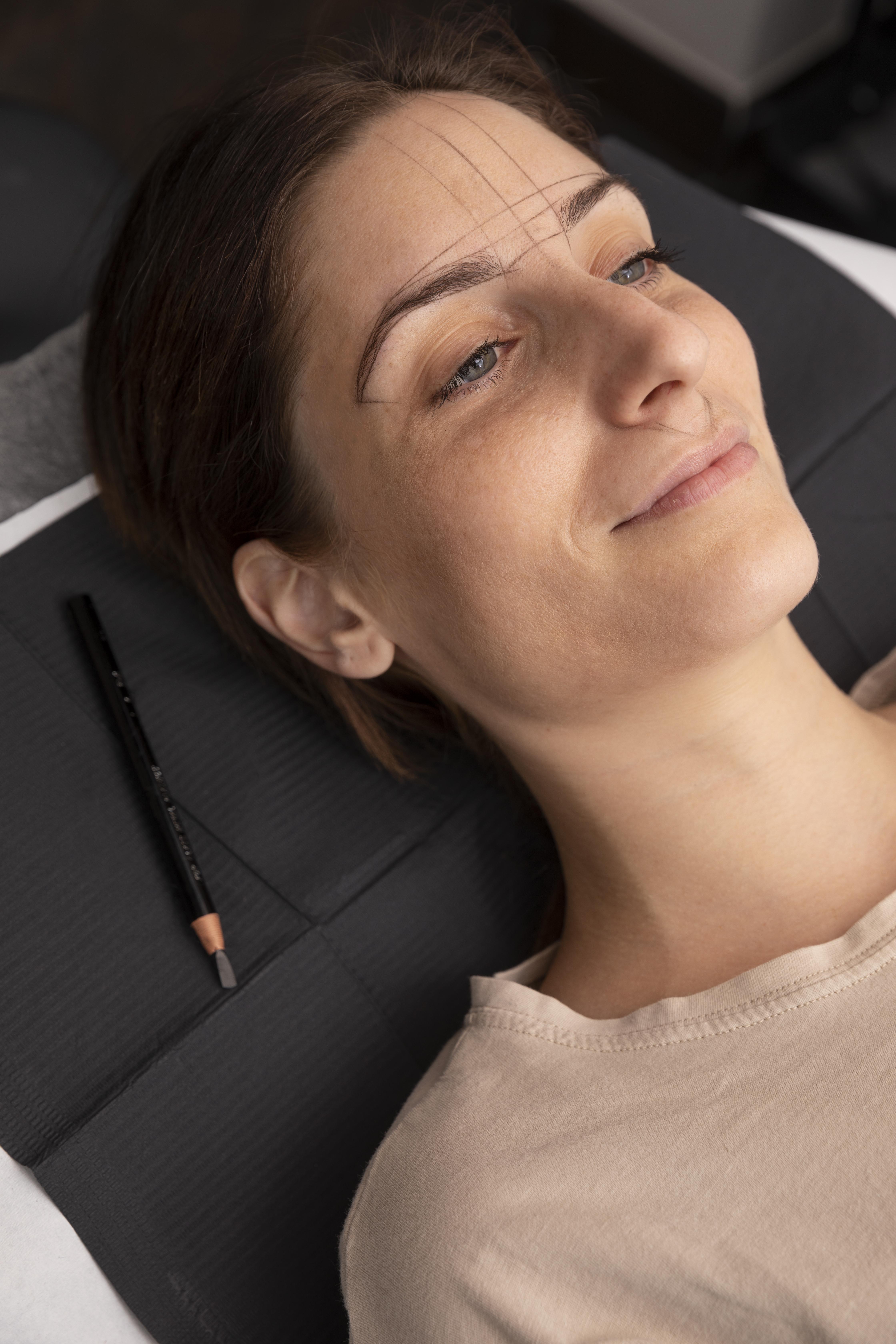 Yüz  Germe Estetiği